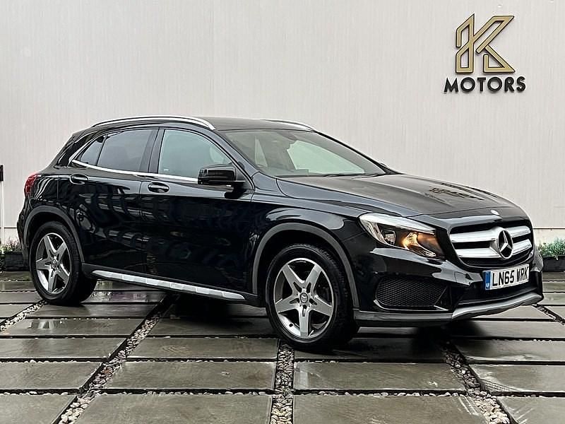 Black Used 2015 Mercedes GLA220 AMG line SUV | £11,300 (Fair price) - Image 1/4