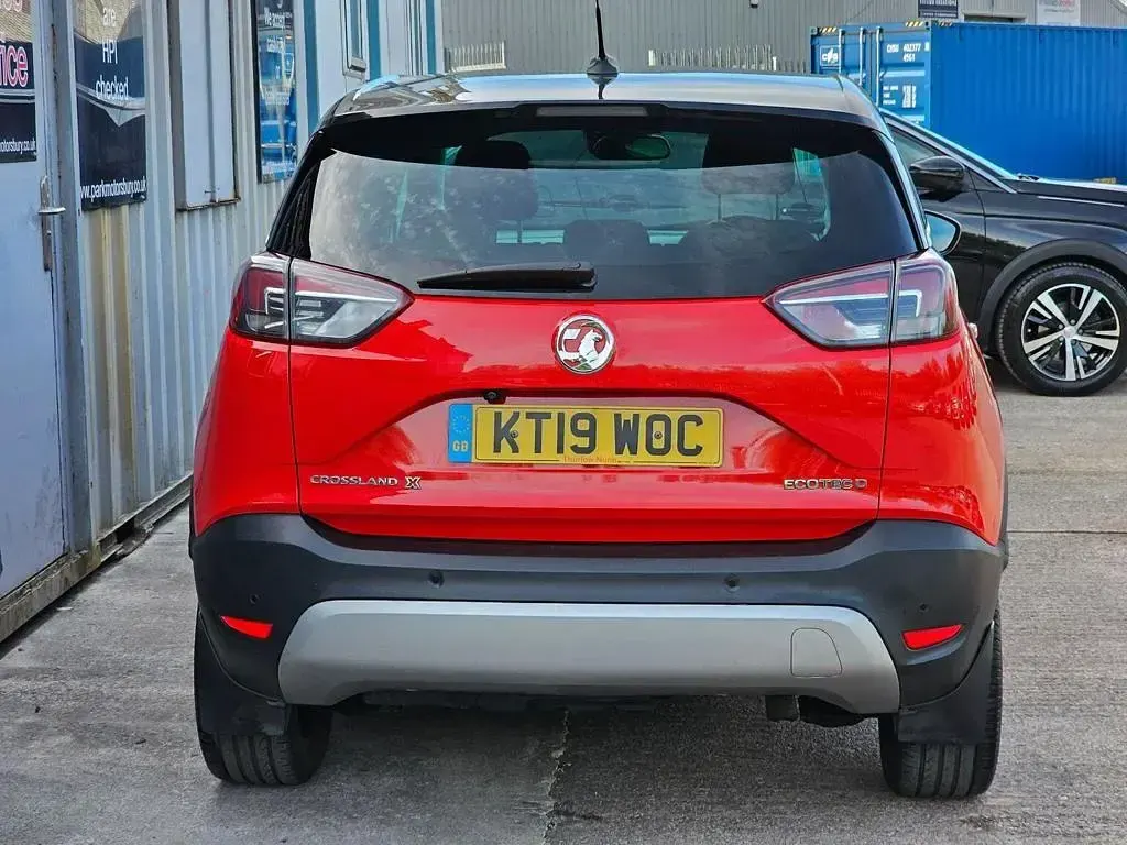 Used Vauxhall Crossland X Elite 102 HP (75 kW) 2019 Red SUV