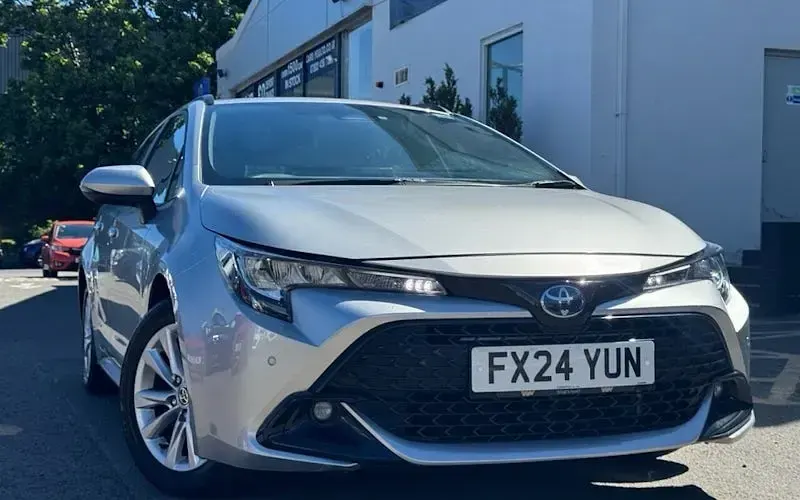 Used Toyota Corolla 140 HP (102 kW) 2026 Estate