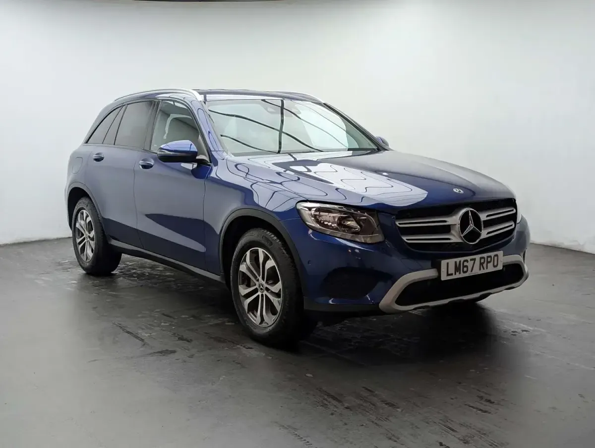 Usado Mercedes GLC220 Executive 2017 Azul SUV