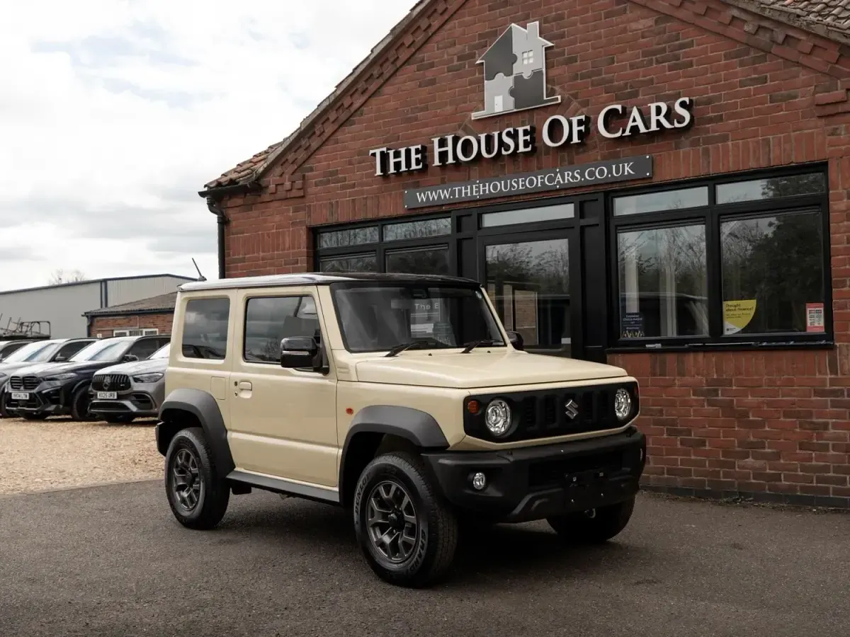 Ny Suzuki Jimny 2025 Beige SUV
