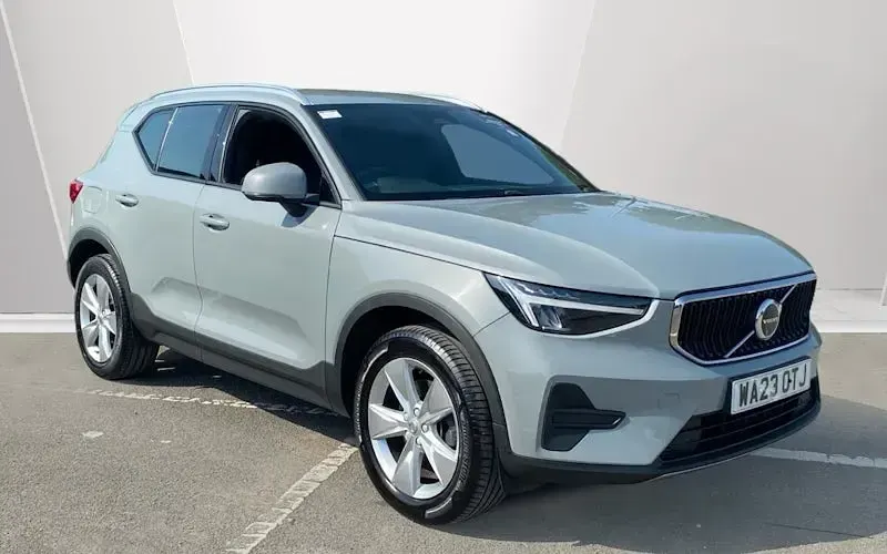 Used Volvo XC40 Core 163 HP (119 kW) 2026 SUV