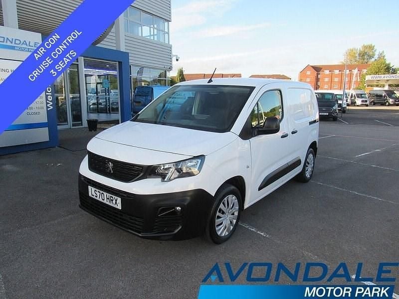 White Used 2020 Peugeot Partner MPV | £8,990 (Fair price) - Image 1/3