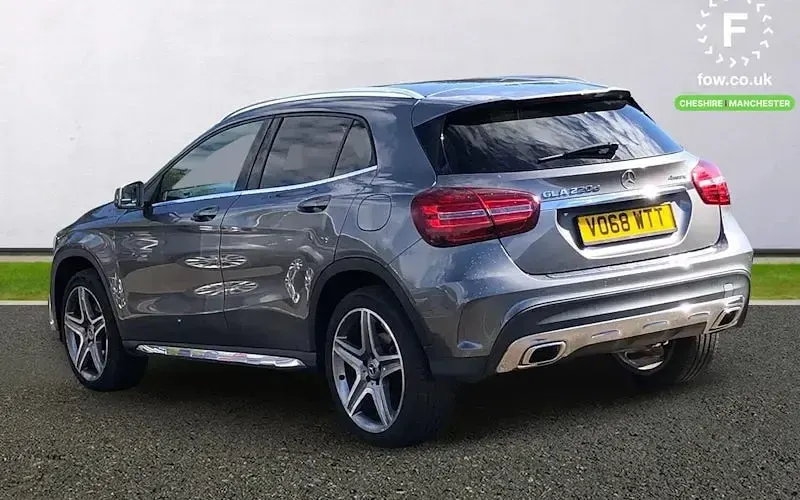 Used Mercedes GLA220 Active 177 HP (130 kW) 2018 Grey SUV