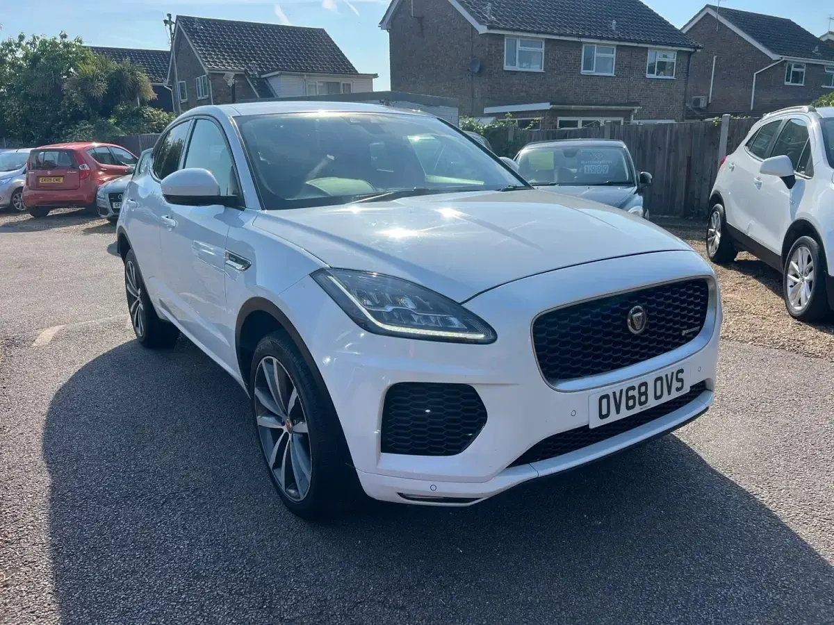Used Jaguar E-Pace R-Dynamic 2018 White SUV
