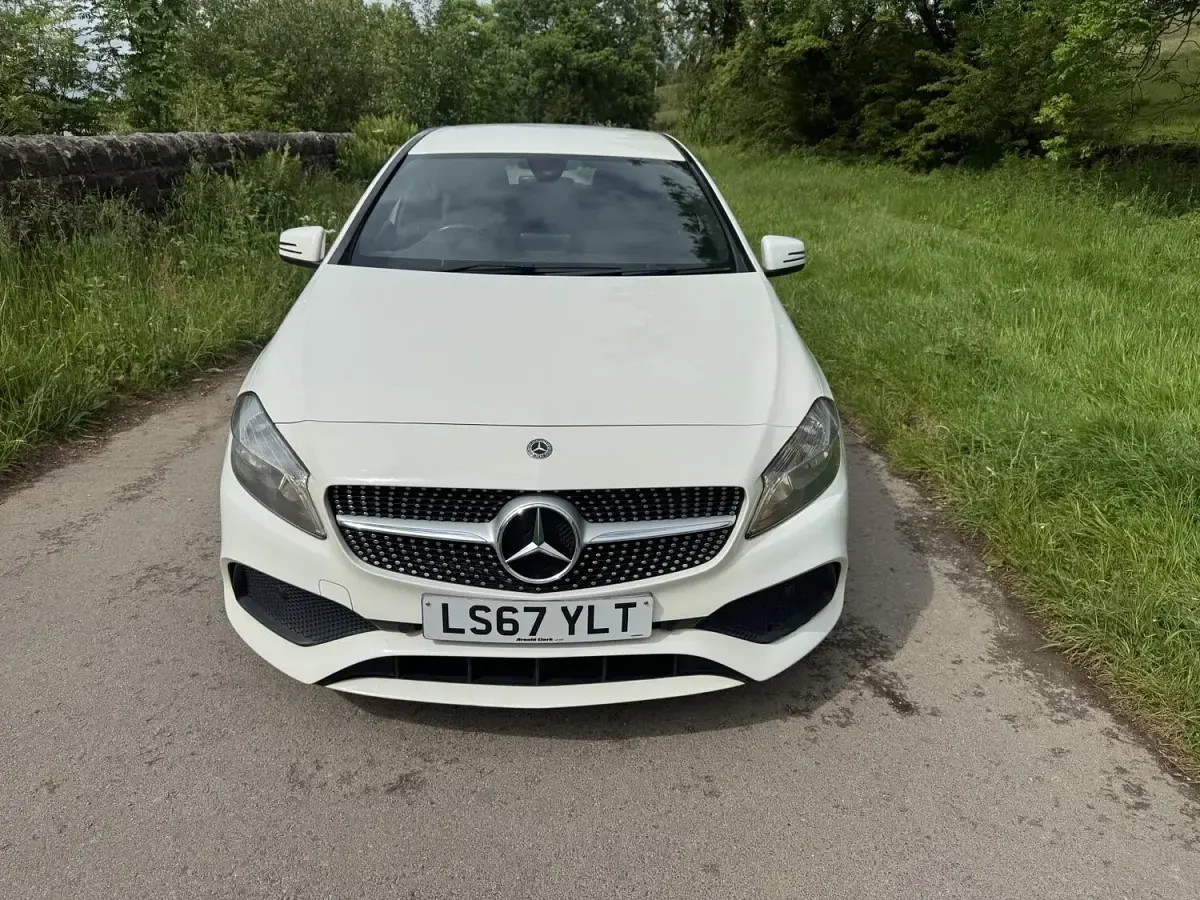 Used Mercedes A180 AMG line 2017 White Hatchback