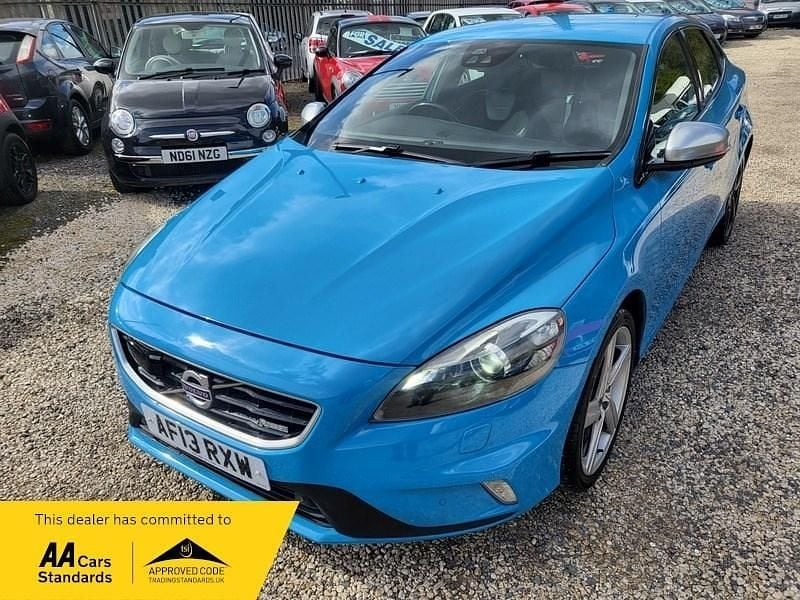 Used Volvo V40 R-Design 2013 Blue