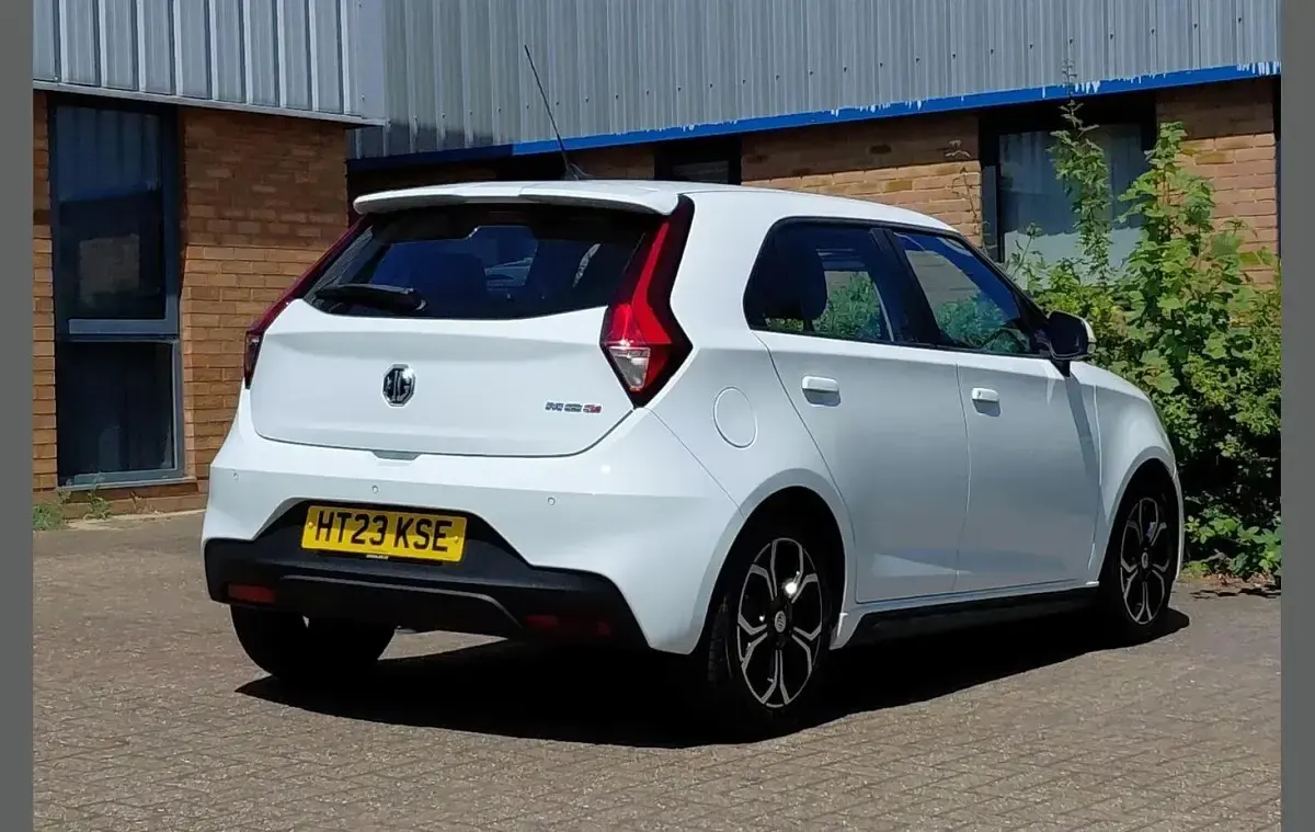 Used MG MG3 Exclusive 106 HP (77 kW) 2023 White Hatchback