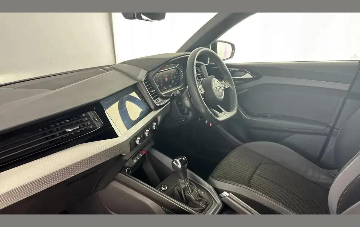 Used Audi A1 Black Edition 113 HP (83 kW) 2025 Blue SUV
