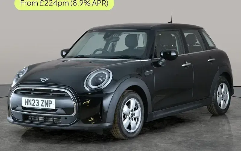 Usado Mini Cooper Classic 136 HP (100 kW) 2022 Citadino