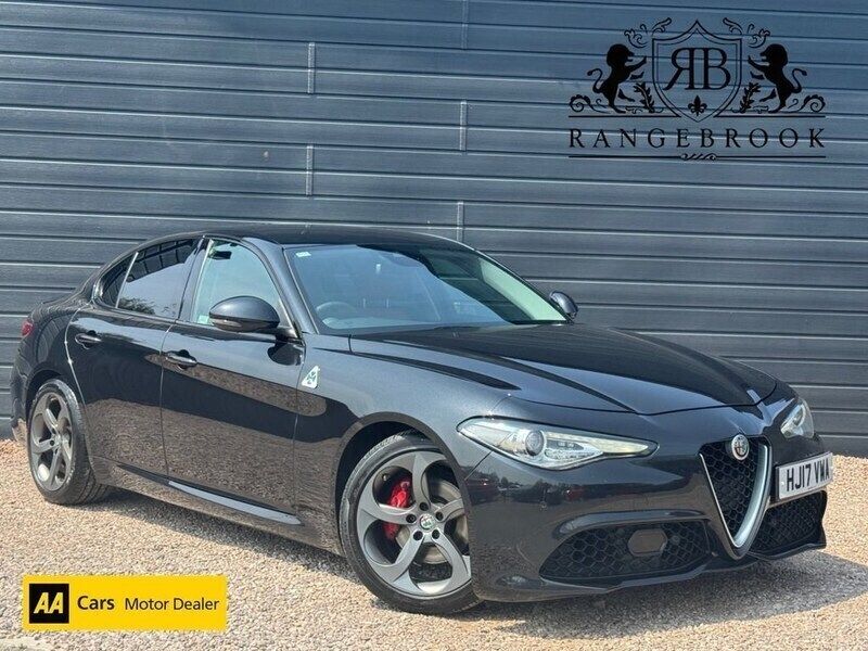 Black Used 2017 Alfa Romeo Giulia Saloon Edizione Speciale Sedan | £11,299 - Image 1/3