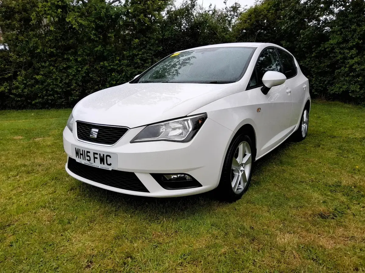 Used Seat Ibiza 85 HP (62 kW) 2015 White Hatchback