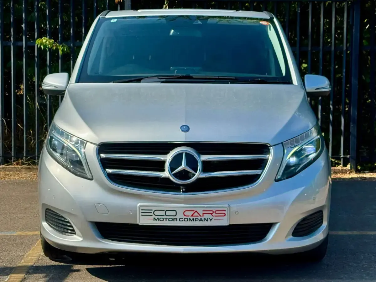 Used Mercedes V220 SE 163 HP (119 kW) 2016 Silver MPV