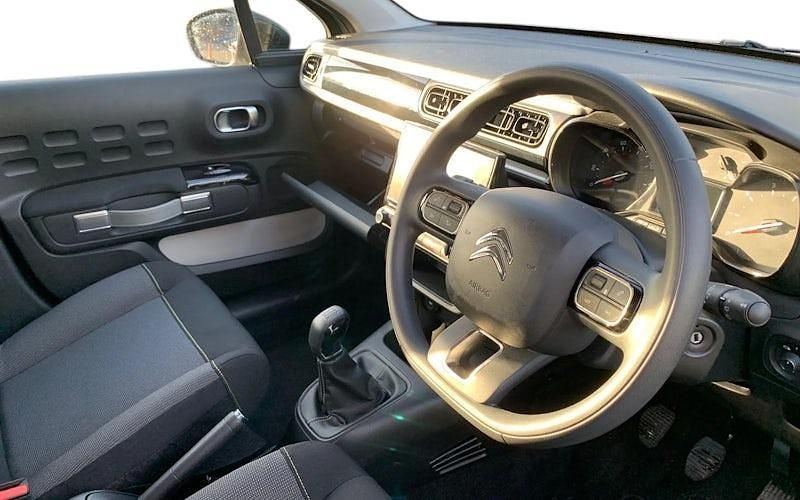 Used Citroën C3 Feel 68 HP (50 kW) 2019 Grey Hatchback