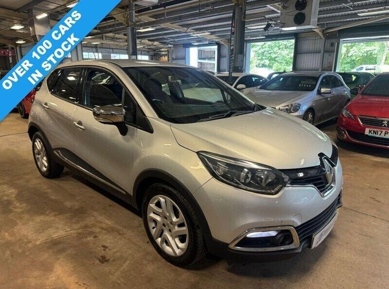 Silver Used 2016 Renault Captur Dynamique SUV | £4,990 (Good price) - Image 1/4