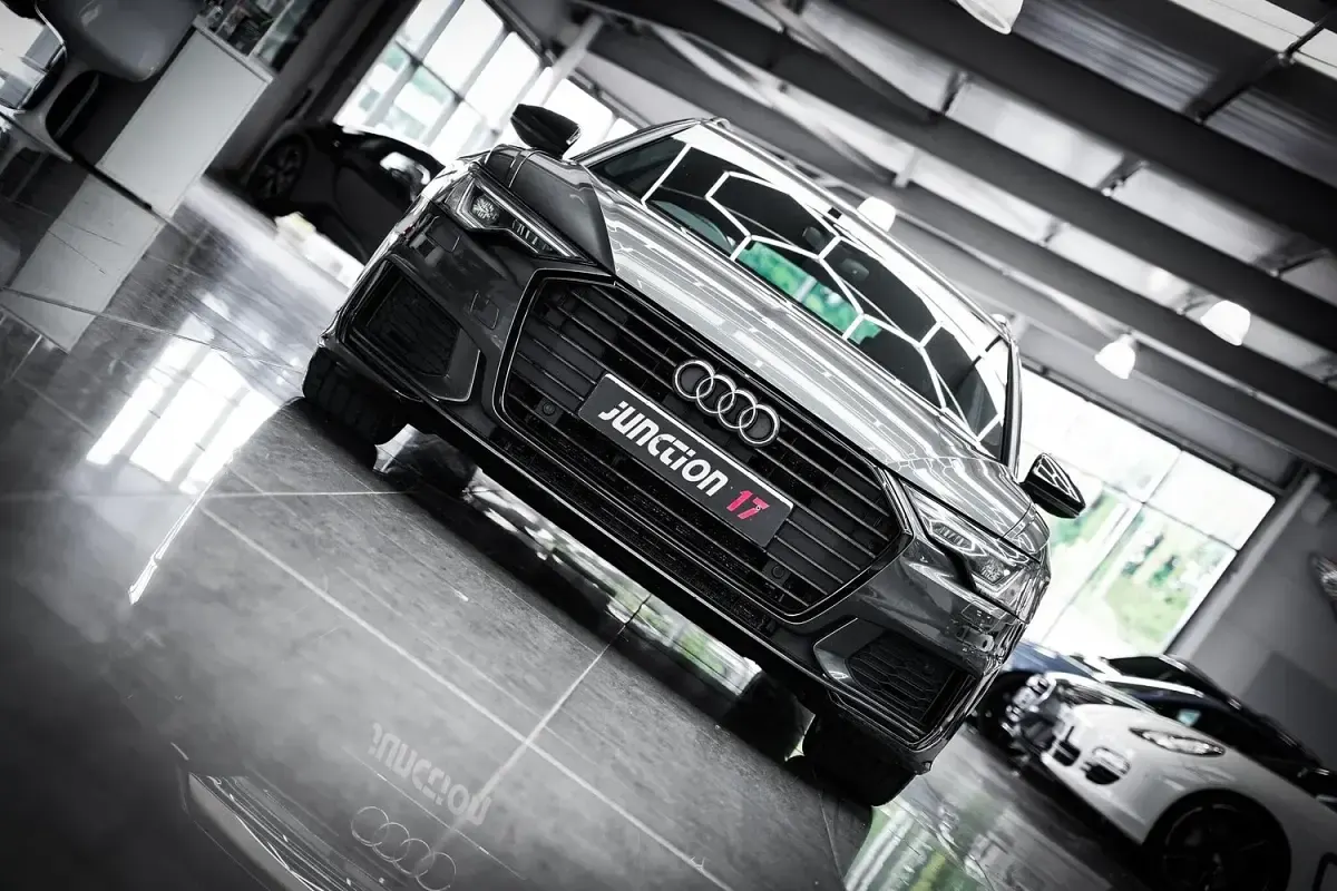 Używany Audi A6 Black Edition 204 KM (150 kW) 2020 Szary Kombi