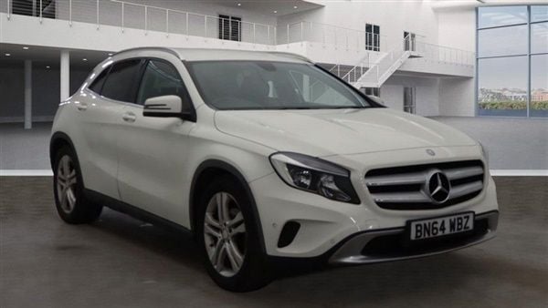 White Used 2014 Mercedes GLA200 SE SUV | £9,990 (Good price) - Image 1/1