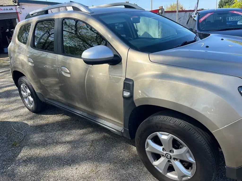 Used Dacia Duster Comfort 115 HP (84 kW) 2019 Beige SUV