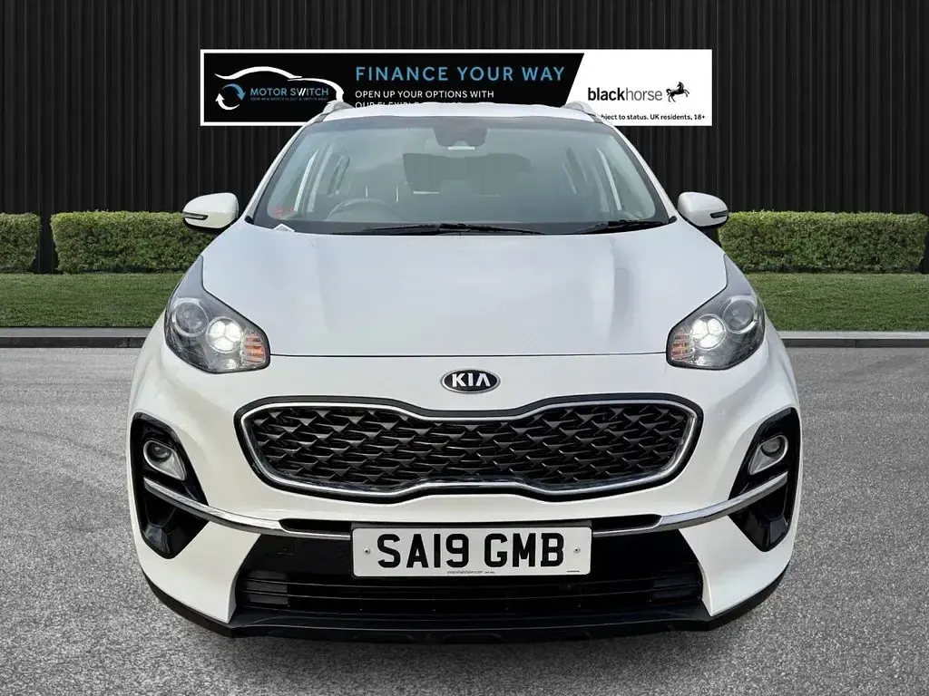 Used Kia Sportage 130 HP (95 kW) 2019 White SUV