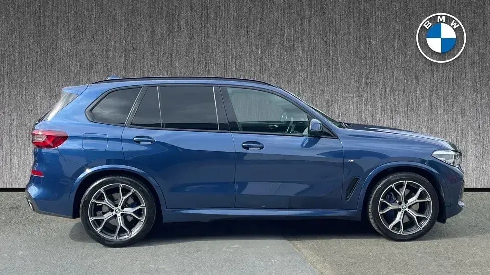 Used BMW X5 M Sport 282 HP (207 kW) 2022 Blue SUV