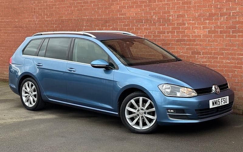 Used VW Golf VII GT 150 HP (110 kW) 2015 Blue Estate