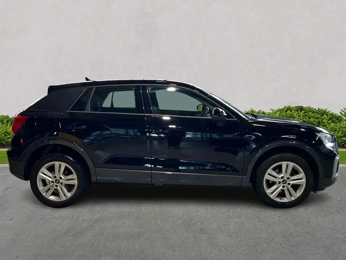 Used Audi Q2 Sport 150 HP (110 kW) 2023 Black SUV