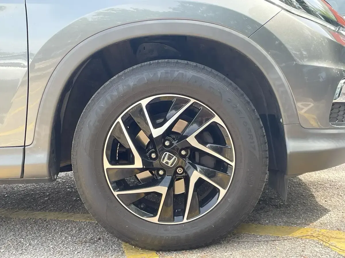 Used Honda CR-V SE Plus 155 HP (114 kW) 2018 Grey SUV