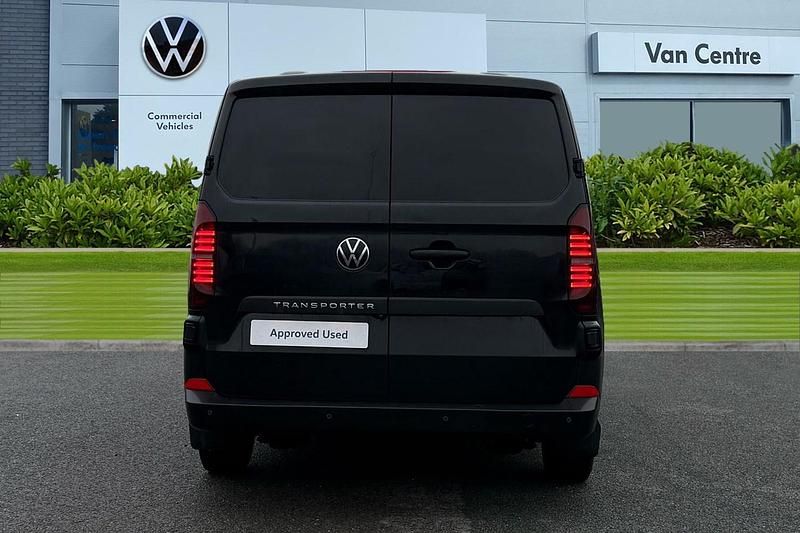 New VW Transporter Pro 2025 Black Van