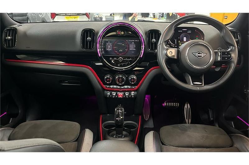 Used Mini John Cooper Works Countryman 306 HP (225 kW) 2021 White silver SUV