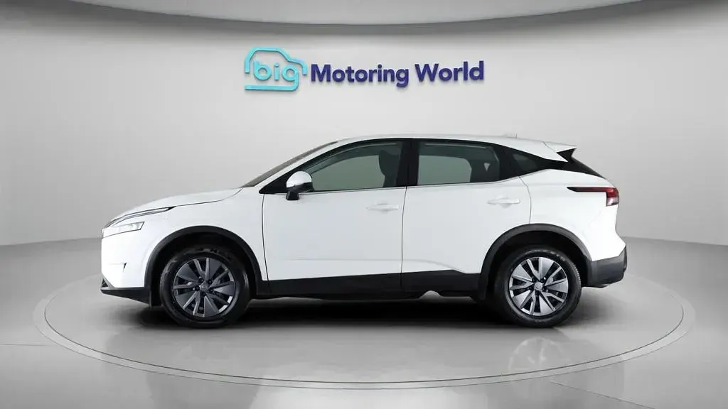 Used Nissan Qashqai S 140 HP (102 kW) 2022 White SUV
