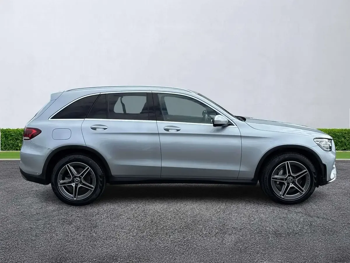 Used Mercedes GLC220 AMG line 2022 Silver SUV