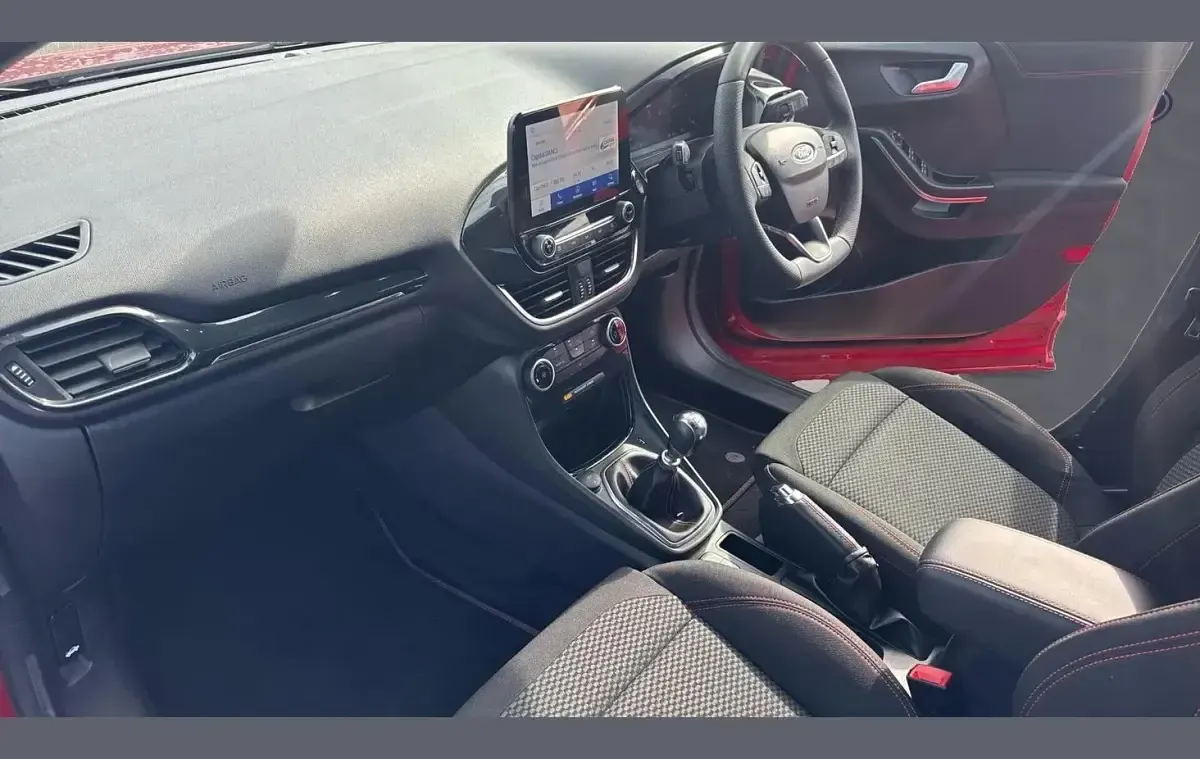 Usado Ford Puma ST-Line 125 CV (91 kW) 2023 Rojo SUV