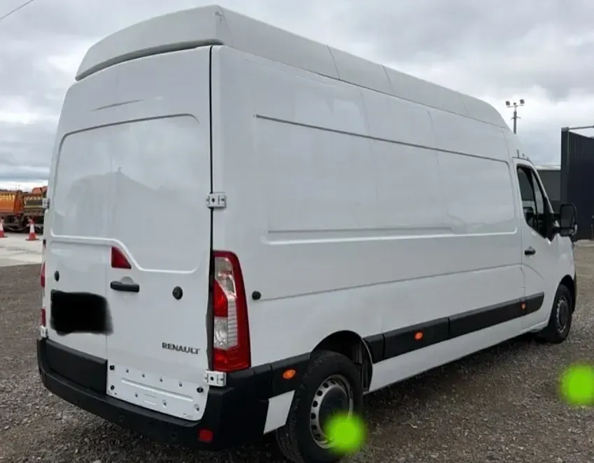 Used Renault Master Business 135 HP (99 kW) 2022 White MPV