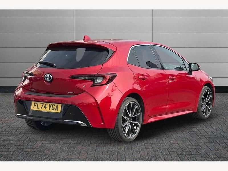 Used Toyota Corolla 196 HP (144 kW) 2024 Red Hatchback