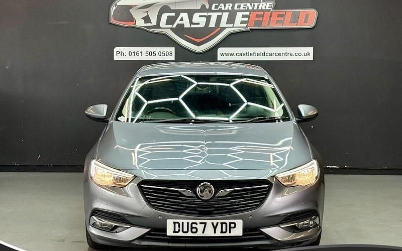 Second-hand Vauxhall Insignia Sport 170 CP (125 kW) 2020 Hatchback