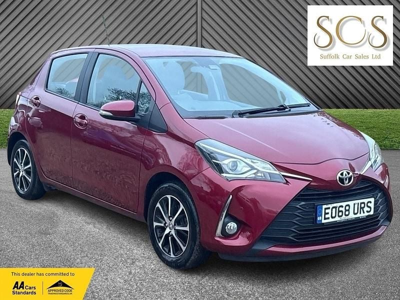 Usado Toyota Yaris 2018 Vermelho Citadino