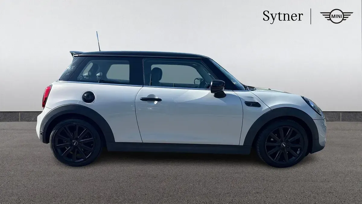 Used Mini Cooper S Exclusive 192 HP (141 kW) 2020 Silver Hatchback