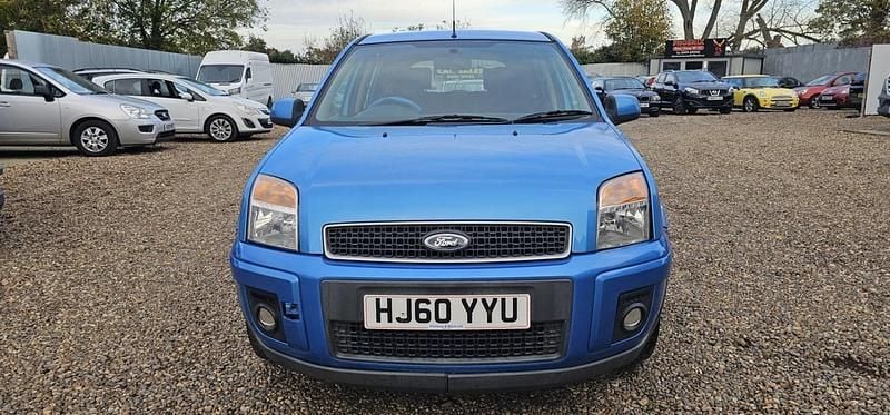 Used Ford Fusion Zetec 79 HP (58 kW) 2010 Blue Hatchback