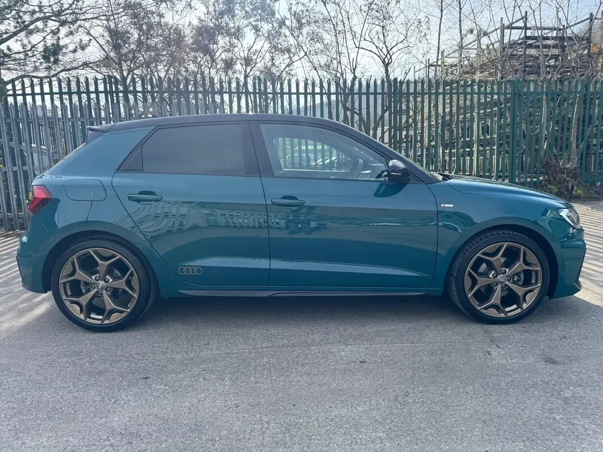 Used Audi A1 Sportback S-Line 150 HP (110 kW) 2020 Green Hatchback