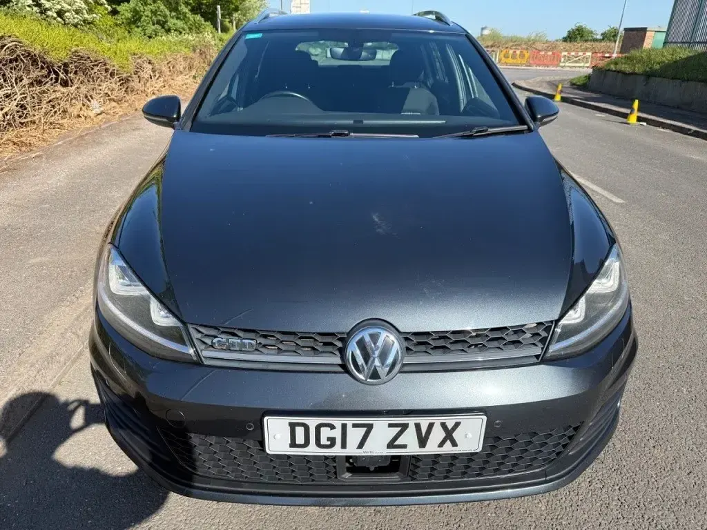 Second-hand VW Golf VII GTD 184 CP (135 kW) 2017 Gri Break
