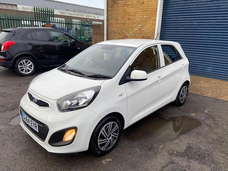 Used Kia Picanto Air 68 HP (50 kW) 2014 White Hatchback