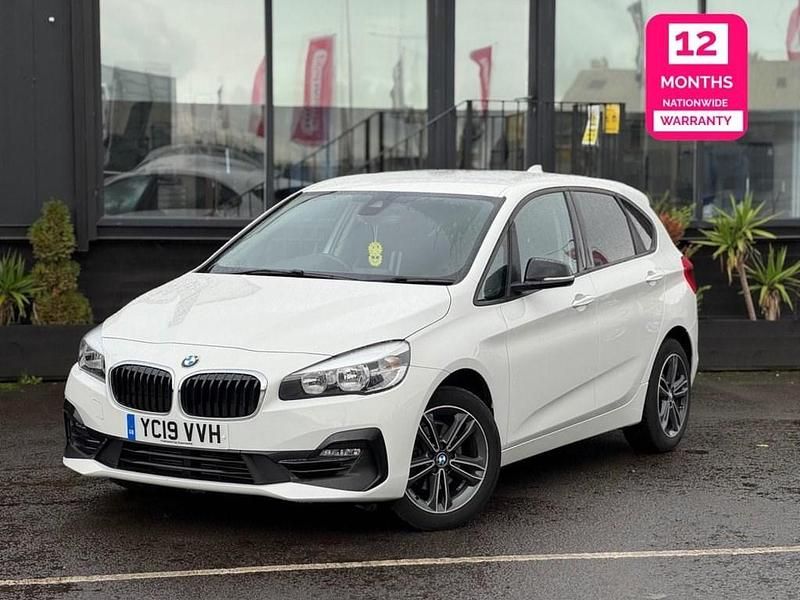 White Used 2019 BMW 218 Sport Line MPV | £10,990 (Fair price) - Image 1/4