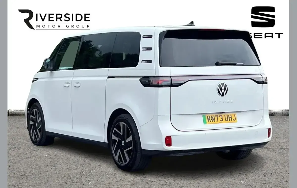 Used VW ID. Buzz Pro 147 kW (200 HP) 2024 White MPV