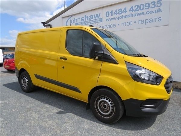 Yellow Used 2020 Ford Transit Custom Van | £15,540 (A bit pricey) - Image 1/1