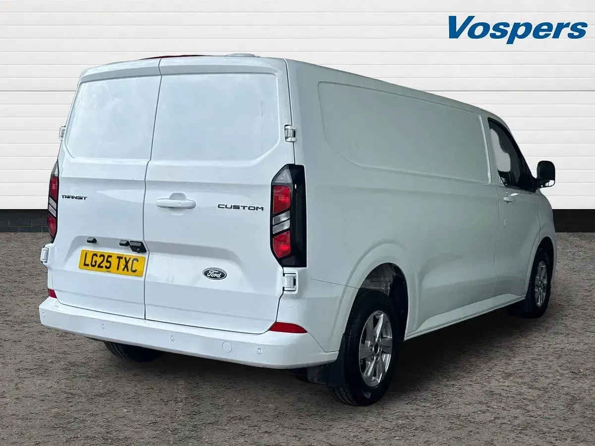 Used Ford Transit Custom Limited 136 HP (100 kW) 2025 White Van