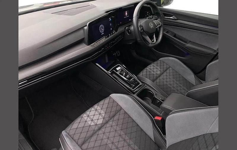Usado VW Golf VIII R-line 147 HP (108 kW) 2023 Cinzento Citadino