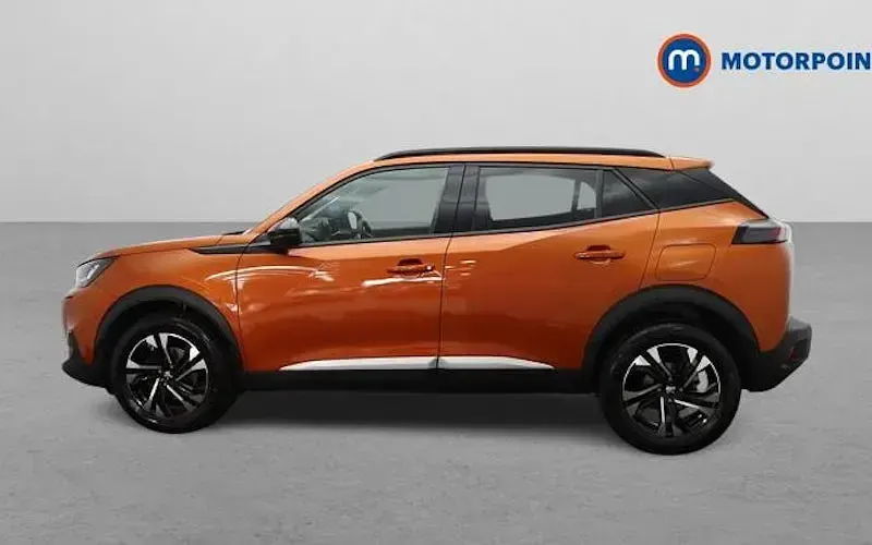 Used Peugeot 2008 Allure+ 101 HP (74 kW) 2023 Orange SUV