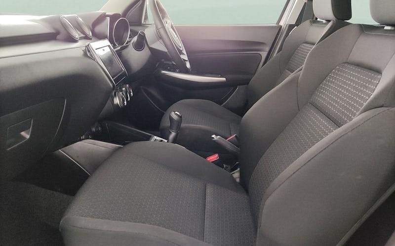 Used Suzuki Swift SZ5 83 HP (61 kW) 2023 White Hatchback