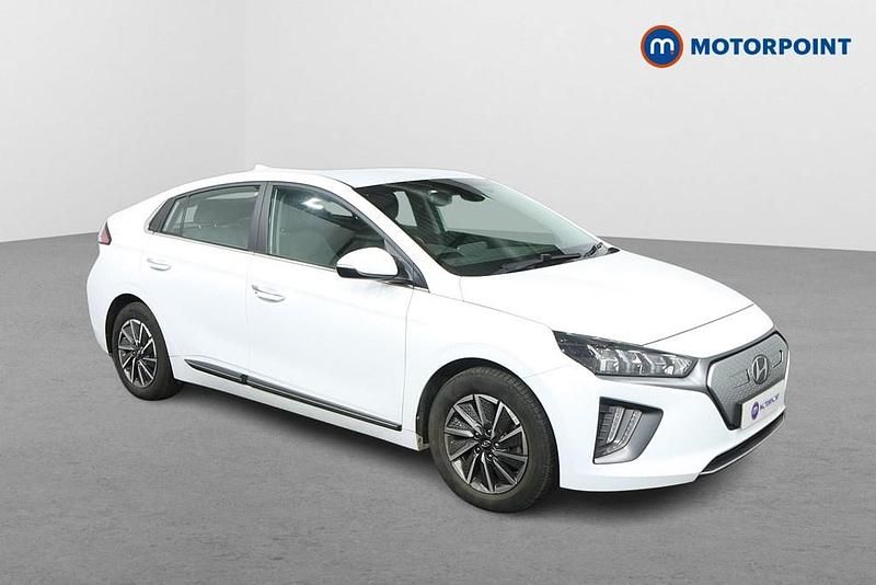 Used Hyundai Ioniq Premium 100 kW (136 HP) 2021 White Hatchback