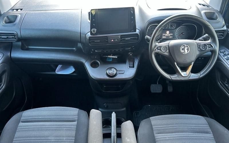 Used Vauxhall Combo Elite 131 HP (96 kW) 2021 MPV